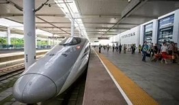 信阳高铁站爆料视频最新,揭秘高铁站改造升级背后的故事